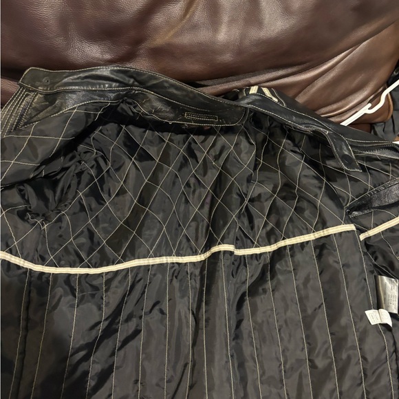 Lance Collarless Leather Moto Jacket. Leather made since 1899. - Picture 5 of 6